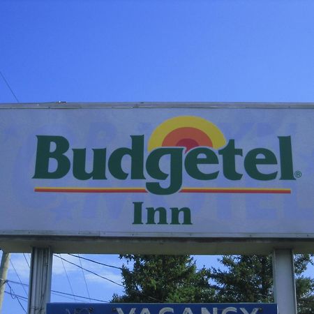 Budgetel Inn Glens Falls-Lake George-Saratoga Екстер'єр фото