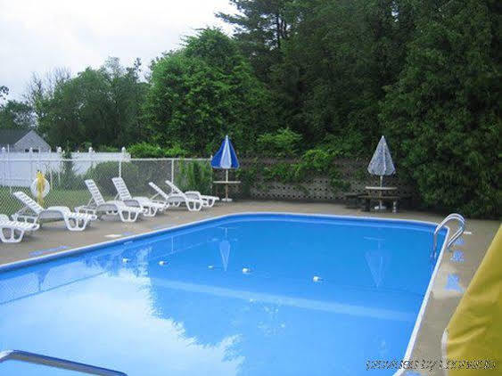 Blue Sky Inn Glens Falls-Saratoga-Lake George Екстер'єр фото